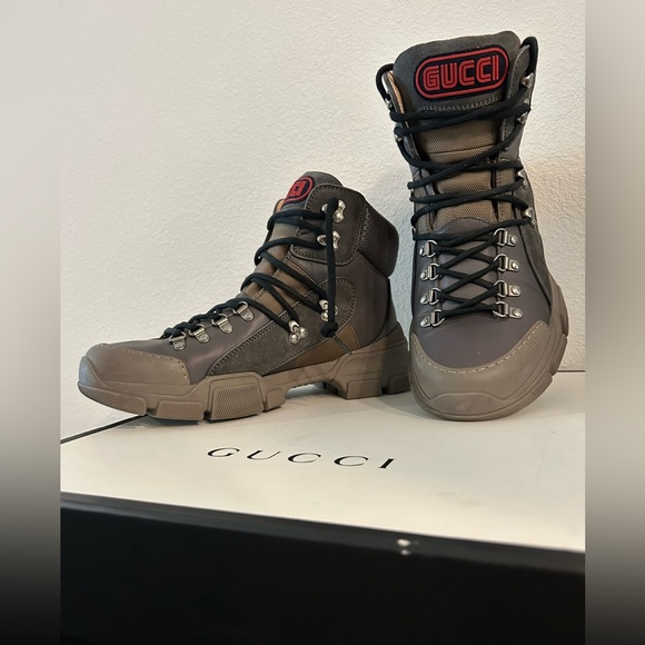 Gucci - Picture 2 of 3